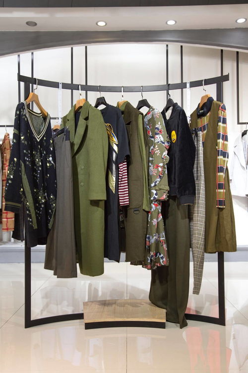 【服裝行業術語花梓伊品牌服裝尾貨批發市場在哪】- 