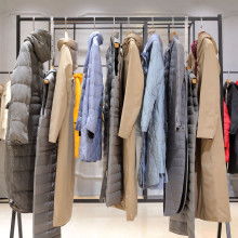  依依不舍服飾公司 主營 原單外貿服裝 尾單外