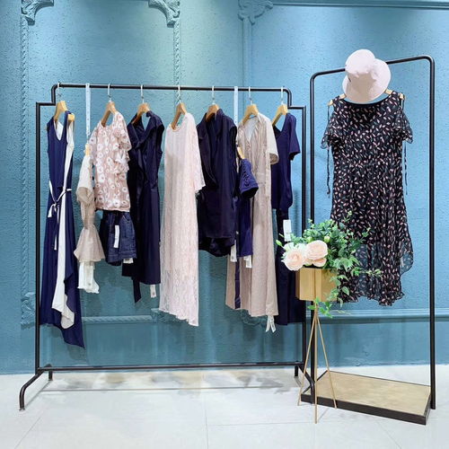 品牌女裝大碼批發二胡演出服中老年女裝允碩女裝店