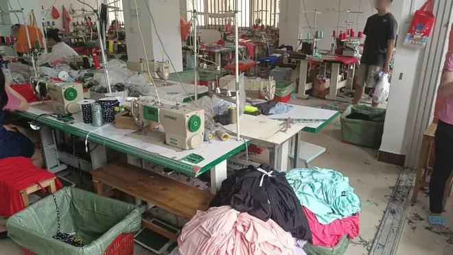 涉案逾1億元!重慶警方破獲一起特大制售假冒知名品牌服飾案