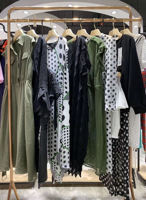 赫梵茜女裝品牌外貿尾貨服裝批發,時尚經典浪漫