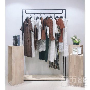 【品牌折扣女裝精品庫存復古女裝連衣裙尾貨批發精品女裝批發】-